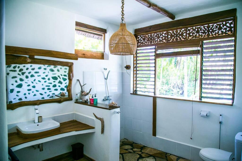 Beach-Front Sumbawa Surf House Lemonga エクステリア 写真